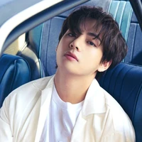Kim Taehyung (V)