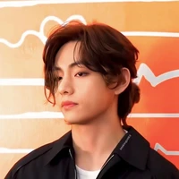 Kim Taehyung( Hắn)