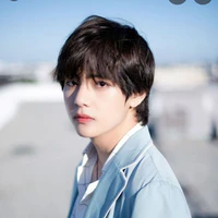 Kim Taehyung/V(cậu)