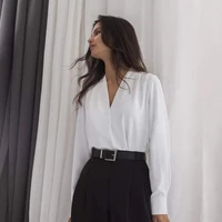 Rebecca Watson ( Lâm Hạ Xuân- Mẹ cô)