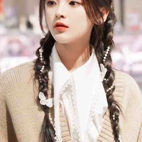 Dương Siêu Việt(chị ba c.anh)