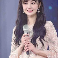 Trịnh Sảng( chị hai c.anh)