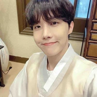 Jung Hoseok ( ban ngày )