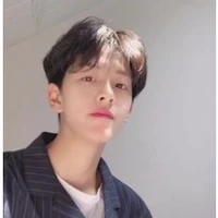 Minh Vương ( nam 9)