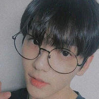 Vương Gia Huy anh trai Nhi