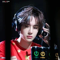 Vương Nhất Bác