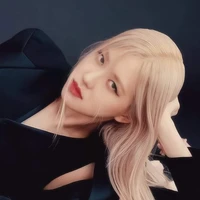 Roseanne Park - (Nàng)