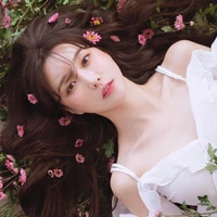 Hạ Ngọc Tuyết_Selina