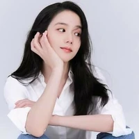 Kim Jisoo(cô)