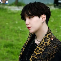 Min Yoongi_Nam Phụ