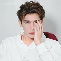Mew Suppasit
