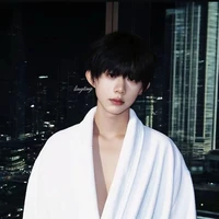 Trầ Dịch Hằng