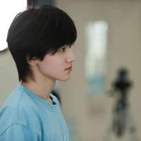 Tống Á Hiên
