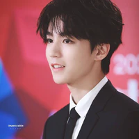 Vương Tuấn Khải