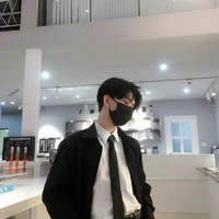 Lãnh Kim Thiên Yết