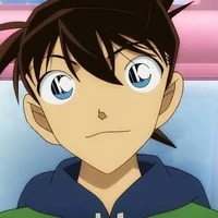 Kaito hóa trang thành Shinichi