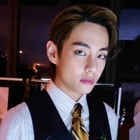 Kim Taehyung-bt Jk