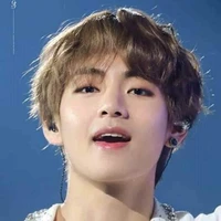 taehyung (công 5)