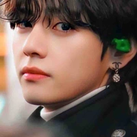 Kim Taehyung - Hắn