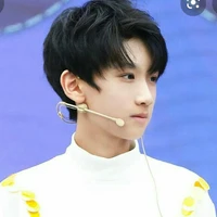 Trần Tứ Húc_anh THâm
