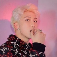 Namjoon(papa hắn)