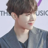 Jung HoSeok/ Cậu