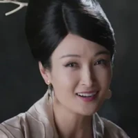 mẹ Bạch/ko nhớ tên