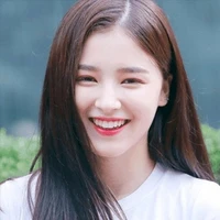 Han Nancy(bạn 2 công)