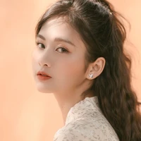 Hạ Vy