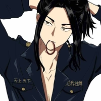 Baji(chuyên bán dầu gội đầu)