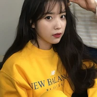 IU Manoban (chị)