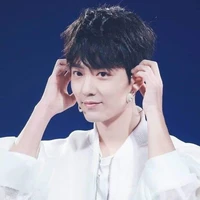 TIÊU CHIẾN (bang chủ hắc bang)