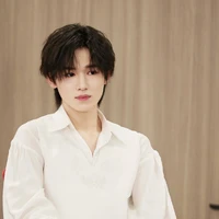 Tống Á Hiên