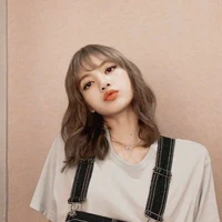 Lai Lisa/chị Lin