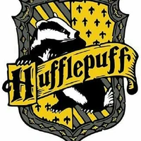 HS nhà huflepuff