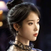 IU