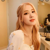 Park ChaeYoung(Rose-Rosie_Chị)