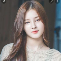 Lee Nancy(chị Jennie)