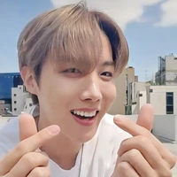 Jung HoSeok_J-Hope_