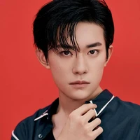 Dịch Dương Thiên Tỉ