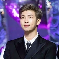 RM(cậu của Jisoo)