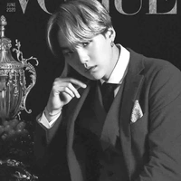 Min YoonGi ( anh chàng lạnh lùng )