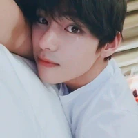Kim Taehyung (V)