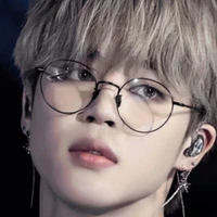 Park Jimin mẹ của chị, em, nàng