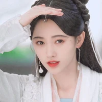 Cúc Tiểu Hạ ( tô thi)