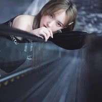 Đồng Dao-Smiling-July