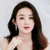 Mẹ Vương Nguyên (mẹ nuôi của cậu)