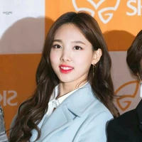 Im Nayeon
