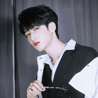 Nghiêm Hạo Tường