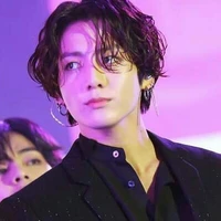 Jeon Jungkook ( Kookie )